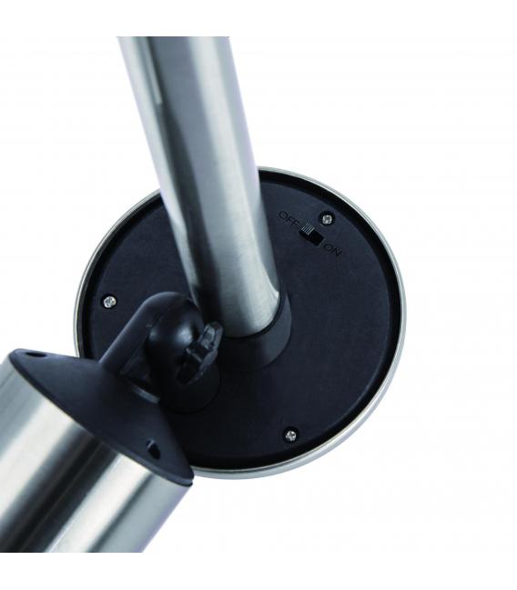 Lampada LED solare Illuminate il vostro spazio con la potente lampada ORO 0. – Foto